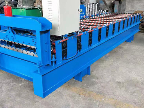 數(shù)控彩鋼瓦設(shè)備