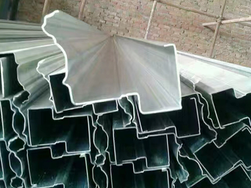 墻體裝飾板設(shè)備